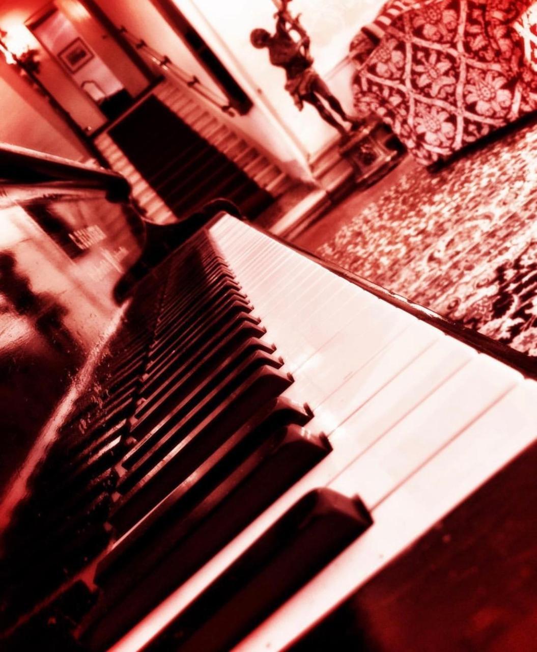 Hotel Villa Condulmer Mogliano Veneto Exteriör bild A piano